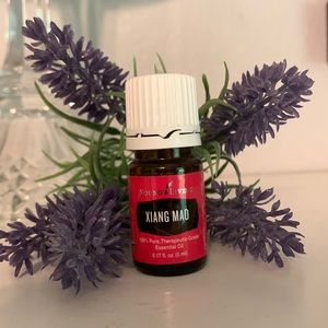 Xiang mao essential oil
